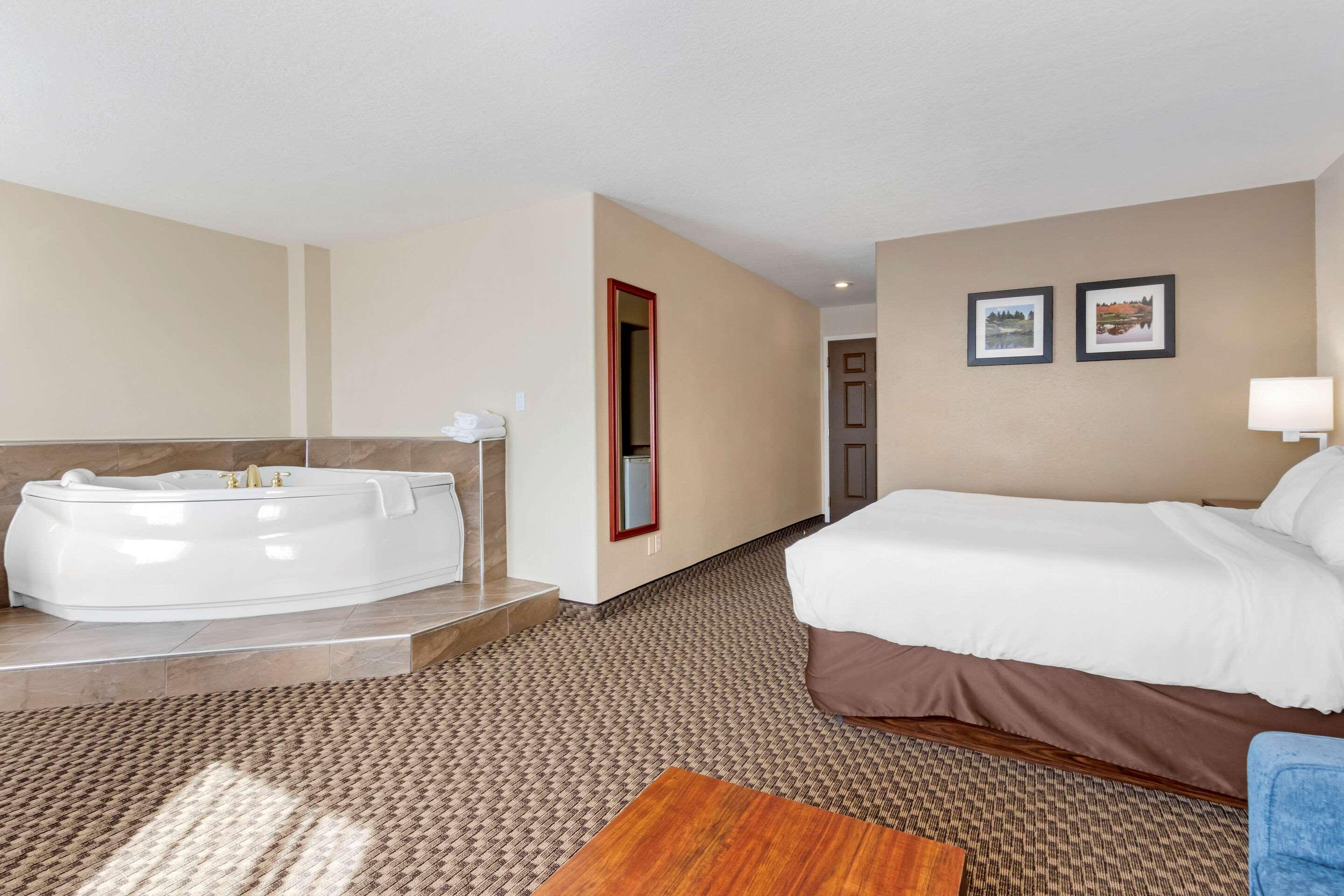 Comfort Inn Lethbridge Eksteriør bilde